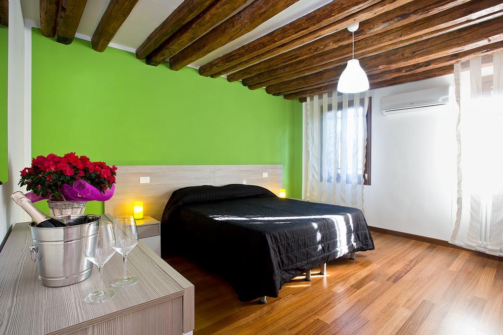Good Wine Apartments البندقية الغرفة الصورة